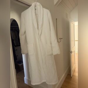 Serena Lily St Helene Spa Robe S